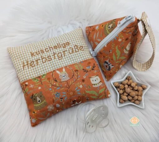 Geschenkset Waldtiere orange - Kirschkernkissen Name und Schnullertasche